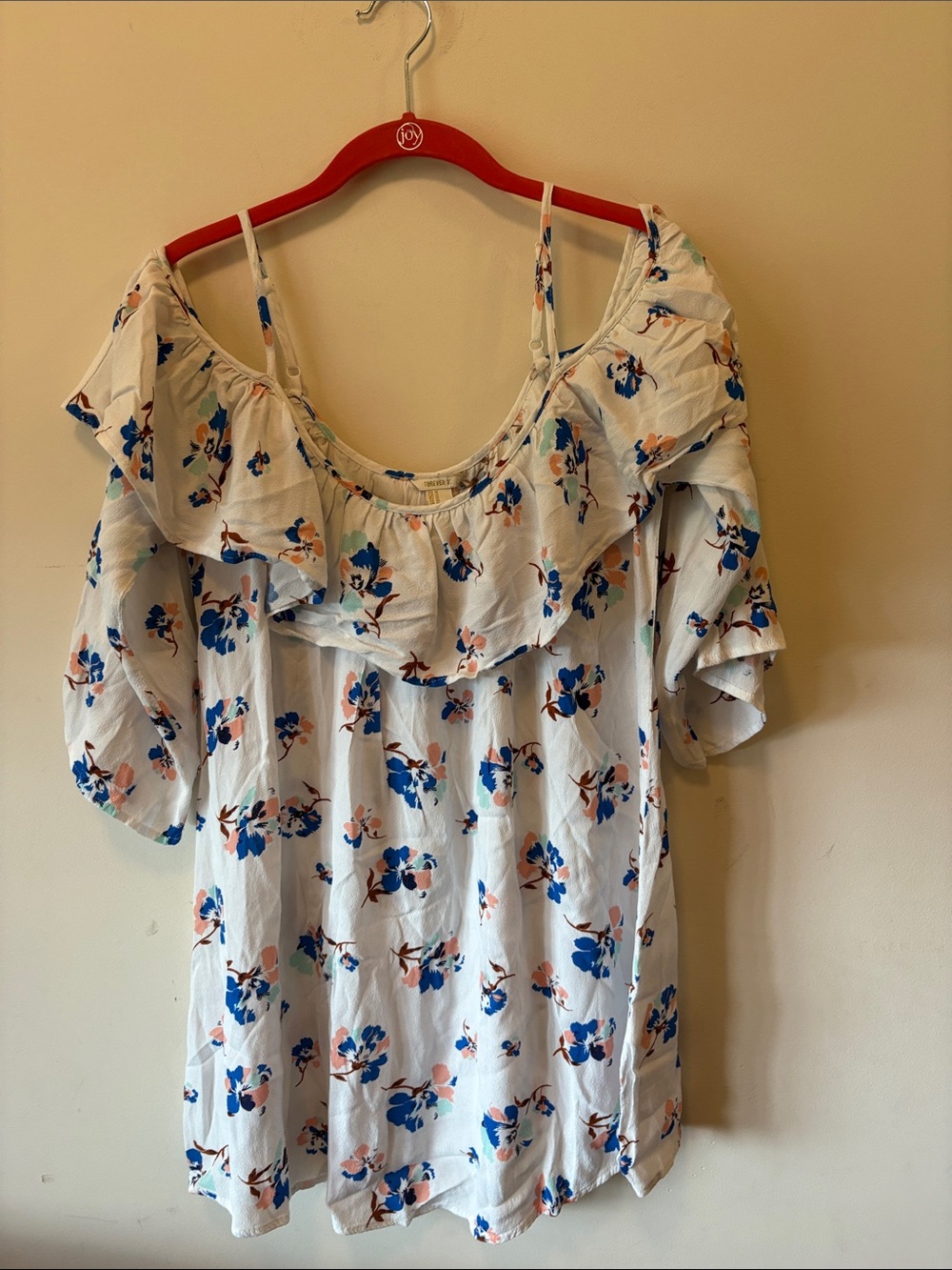 Forever 21 White Floral Off-Shoulder Blouse with Ruffle